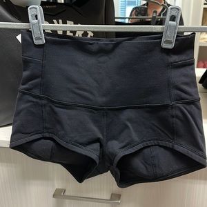 Lululemon yoga shorts - Sz 8 - Black